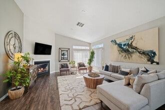 Creekside Village in Pittsburg, CA - Building Photo - Building Photo