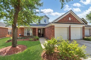 7410 Lake Run Ln in Richmond, TX - Building Photo