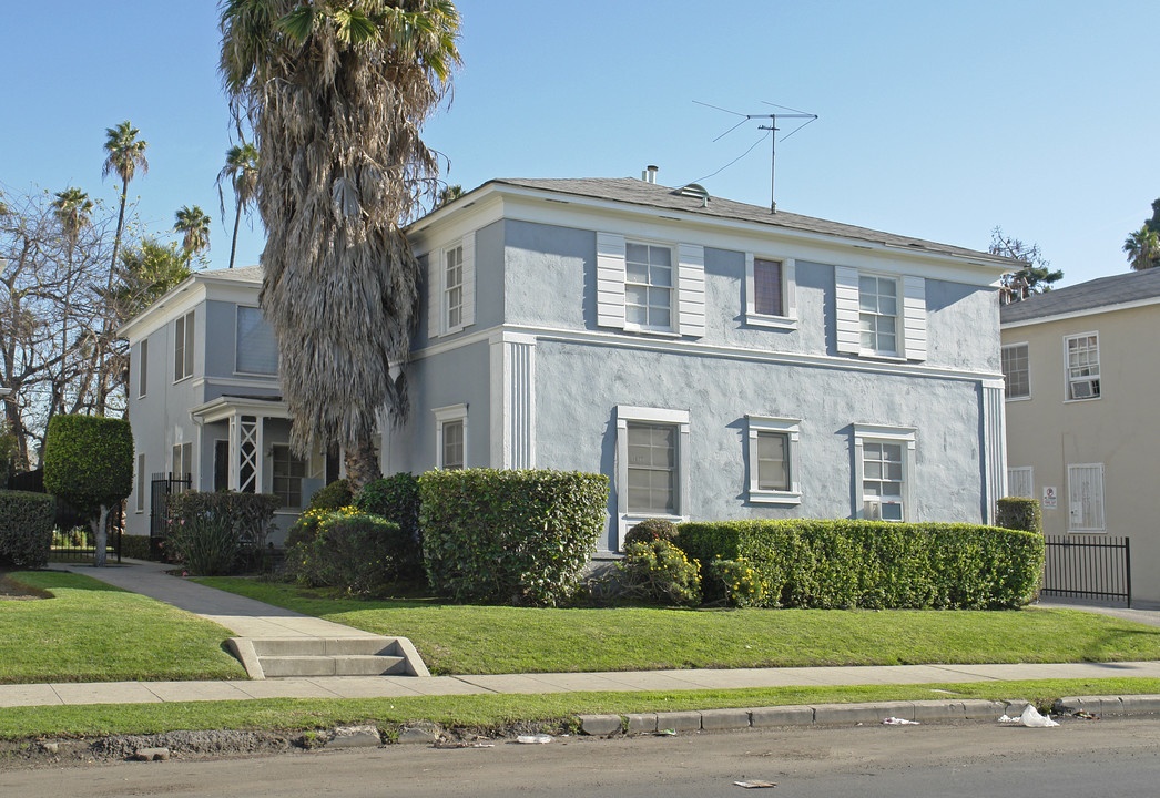 1624 S Bronson Ave in Los Angeles, CA - Building Photo