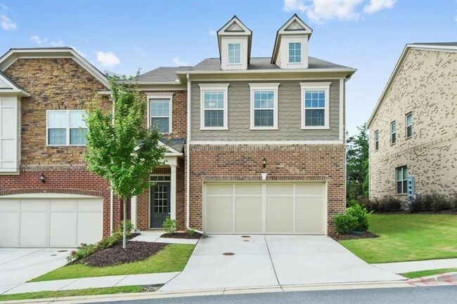 property at 2422 Norwood Dr SE
