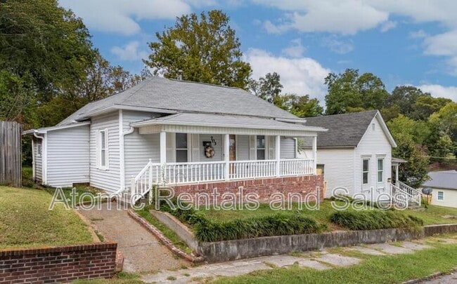 703 W 2nd Ave in Lenoir City, TN - Building Photo - Building Photo