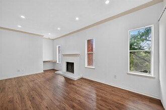 4041 Drake St in Houston, TX - Building Photo - Building Photo