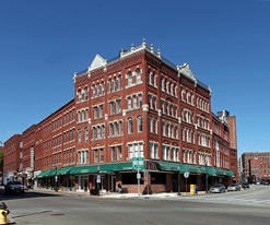 2 Essex St in Haverhill, MA - Building Photo