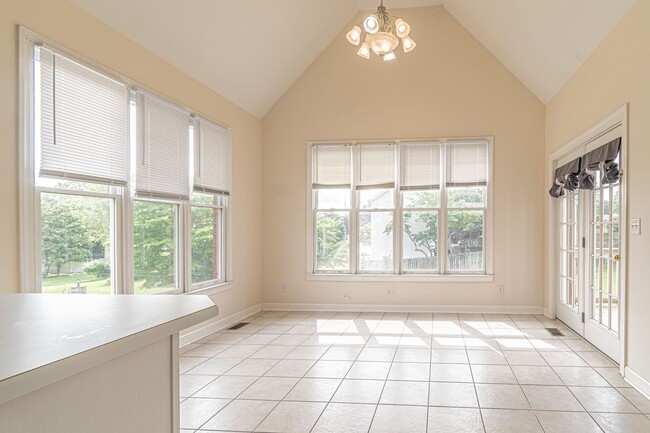 407 Marietta Pl in Clarksville, TN - Building Photo - Building Photo
