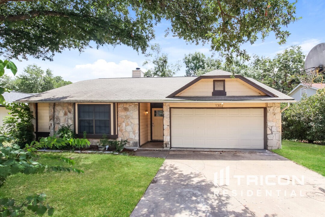 1302 Texas Oak Way in Cedar Park, TX - Building Photo