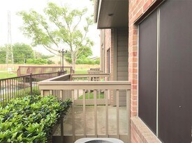2023 Gentryside Dr in Houston, TX - Building Photo