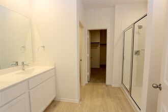 1606 Cedar Pointe Ct in Fresno, TX - Building Photo - Building Photo