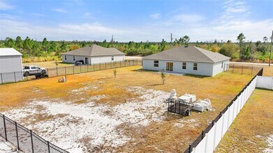 1106 Althea Dr in Indian Lake Estates, FL - Foto de edificio - Building Photo