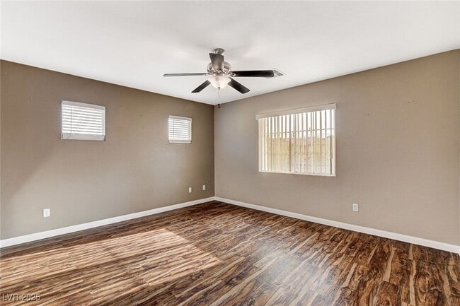 9768 Plane Tree Ct in Las Vegas, NV - Foto de edificio - Building Photo