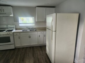 1712 State Ave, Unit Unit 1 in Coraopolis, PA - Building Photo - Building Photo