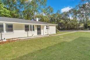 1528 Orange Grove Rd in Charleston, SC - Building Photo