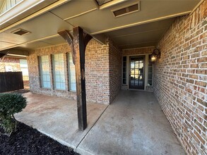 16408 Village Common Dr in Oklahoma City, OK - Building Photo - Building Photo