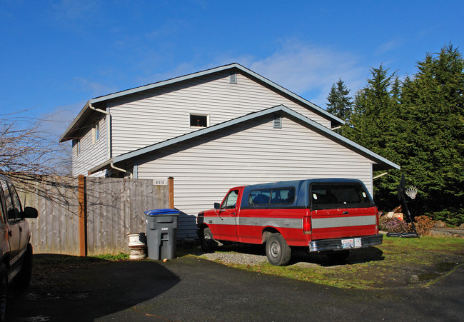 8518 Vernon Rd in Everett, WA - Building Photo - Building Photo