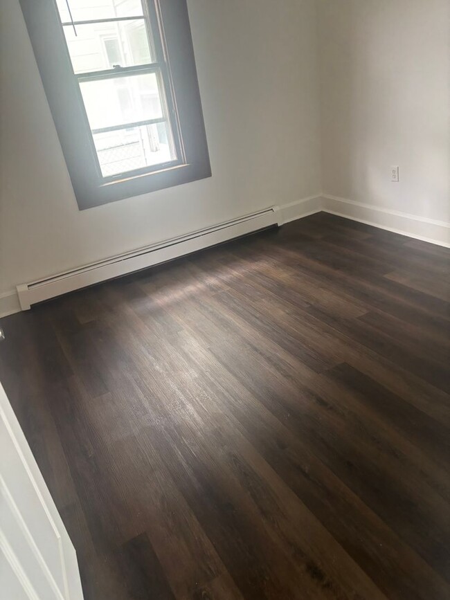 36 Second Street in Waterford, NY - Building Photo - Building Photo