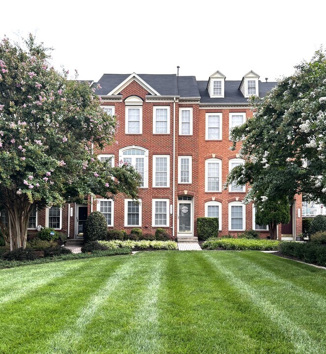 5150 Key View Way in Perry Hall, MD - Building Photo