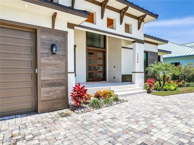 1346 San Marco Rd in Marco Island, FL - Building Photo - Building Photo