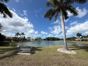 3425 Anton Ct in Naples, FL - Building Photo - Building Photo