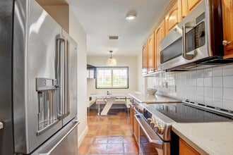 4666 Fountains Dr S, Unit Fountains of Palm Beach in Greenacres, FL - Building Photo - Building Photo