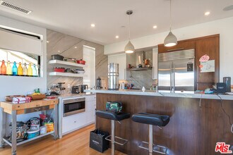 581 Agate St in Laguna Beach, CA - Building Photo - Building Photo