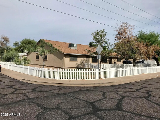 property at 1546 N 46th St