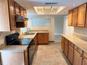 6700 NW 21st Terrace in Fort Lauderdale, FL - Building Photo - Building Photo