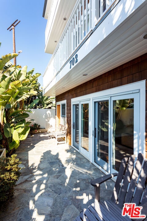 702 Pacific Ave in Los Angeles, CA - Building Photo - Building Photo