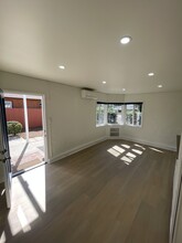 324 S Freeman St, Unit A in Oceanside, CA - Building Photo - Building Photo