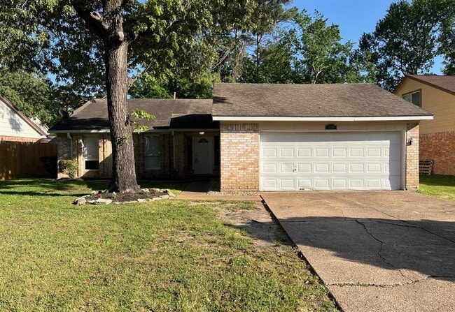 property at 2606 Lexington Woods Dr