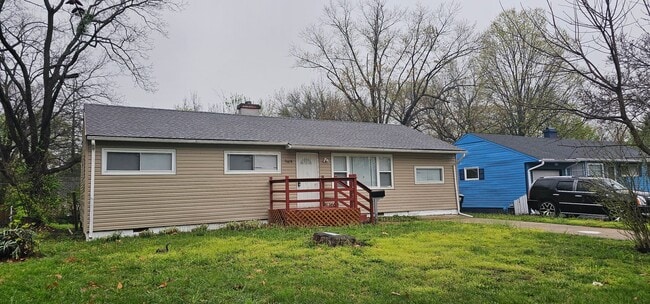 property at 11410 Palmer Ave