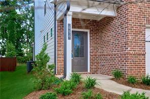 656 Avondale Pk Cir in Decatur, GA - Building Photo - Building Photo