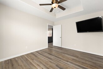 9109 Mackerel Dr in Texas City, TX - Building Photo - Building Photo
