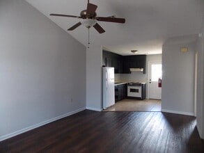 140 Lanier Dr in Statesboro, GA - Building Photo - Building Photo