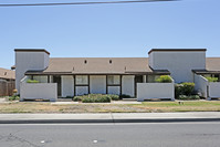 Gardenwood Apartments in Atwater, CA - Foto de edificio - Building Photo