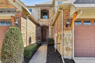 3120 Bloomfield Ct in Plano, TX - Foto de edificio - Building Photo