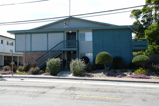 610 Masonic in Belmont, CA - Foto de edificio - Building Photo