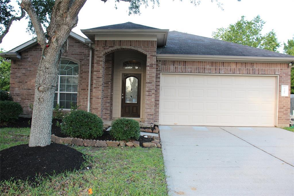7301 Stonelick Ct in Pearland, TX - Building Photo