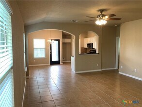2587 Diamondback Trail in New Braunfels, TX - Building Photo - Building Photo