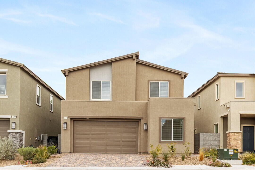 4469 Sawyer Rdg St in Las Vegas, NV - Building Photo