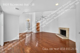 9809 Richmond Ave. in Houston, TX - Building Photo - Building Photo
