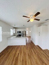 2070 Loma Linda Way N in Clearwater, FL - Building Photo - Building Photo