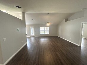 2719 Highlands Creek Dr in Lakeland, FL - Building Photo - Building Photo