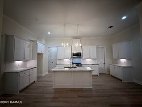 200 Windmill Palm Ln in Youngsville, LA - Building Photo - Building Photo