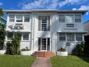 Sabrina Apartments in Miami Beach, FL - Building Photo - Building Photo