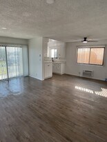 6561 Fulton Ave in Van Nuys, CA - Building Photo