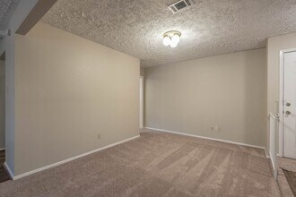 6015 Knotty Post Ln in Spring, TX - Building Photo - Building Photo