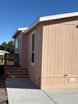 751 W Chase Ave in El Cajon, CA - Building Photo