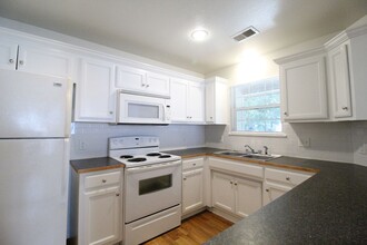 500 E Glendale St in Olathe, KS - Building Photo - Building Photo