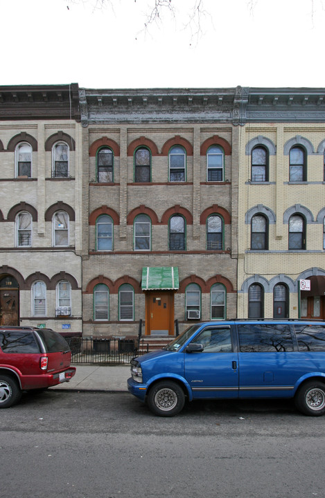 316 Suydam St in Brooklyn, NY - Building Photo