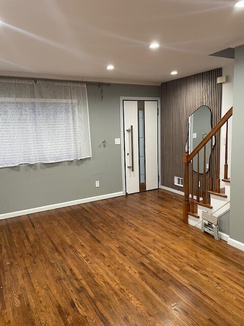 15 Weed Ave in Staten Island, NY - Building Photo