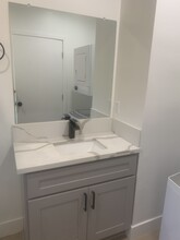 4822 Aqueduct Ave in Encino, CA - Building Photo - Building Photo